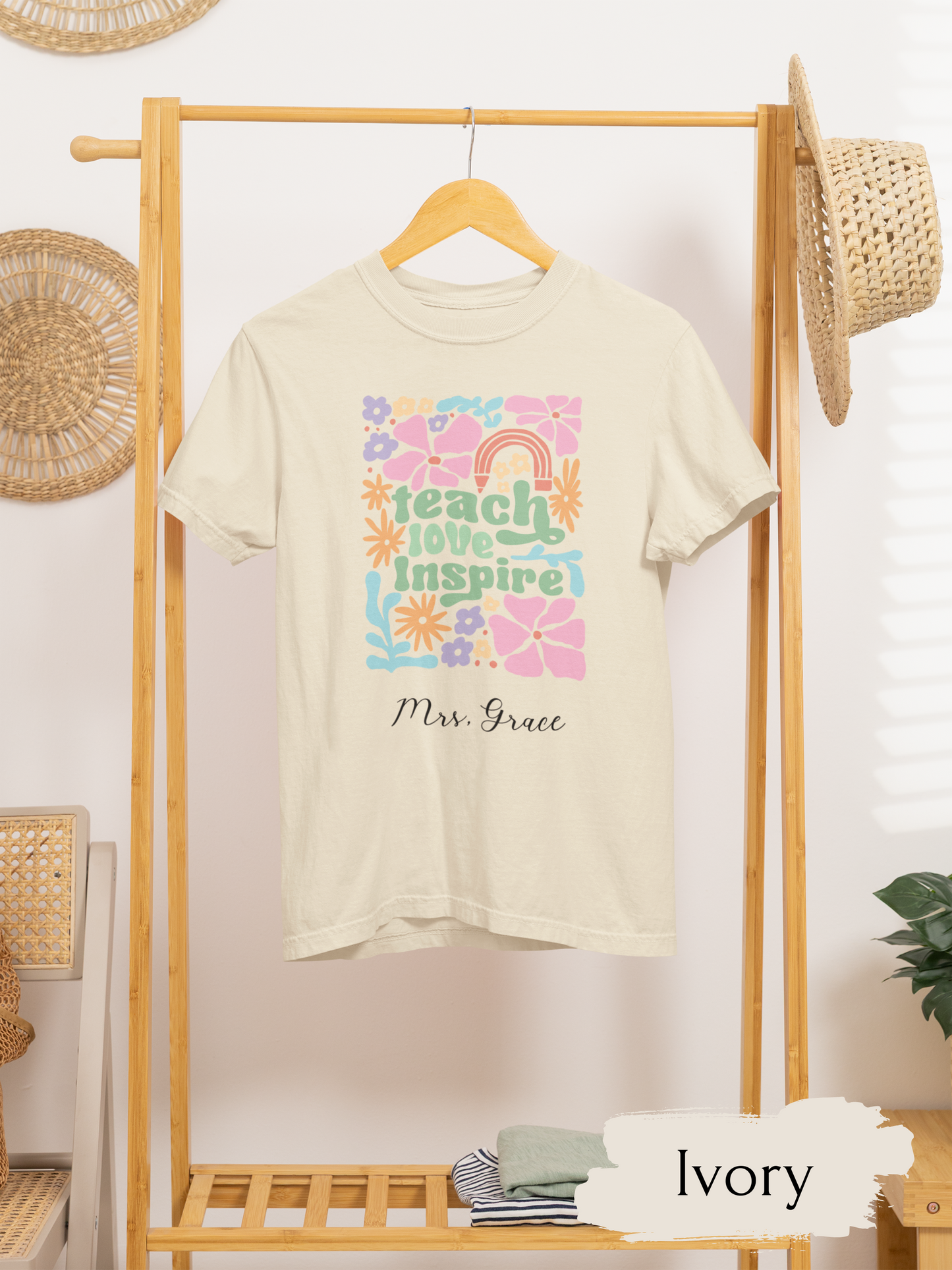 Groovy Teacher Shirt, Custom Name T-Shirt, Retro Floral Teacher T-Shirts, In My Teaching Era, Comfort Colors Back to School, Kindergarten T Shirt