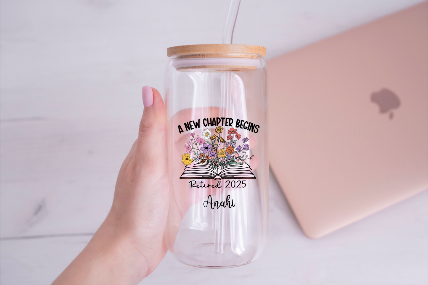 Retirement Sipper Glass, Teacher Grandma Boss Coworker Dad Mom Grandpa Friend Floral Coffee Cup Gift, Floral and Book Desing Iced Coffee