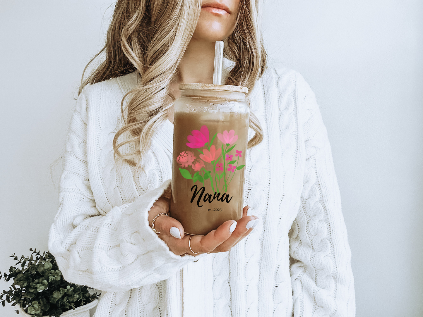 Custom Nana Glass Cup Floral Sipper with Kids Names Personalized Iced Coffee Glass Can Perfect Gift for Nana Mother's Day or Birthday