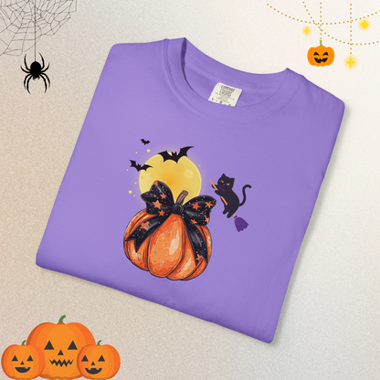 Black Cat & Pumpkin Halloween Shirt – Cute Halloween Cat T-Shirt for Women