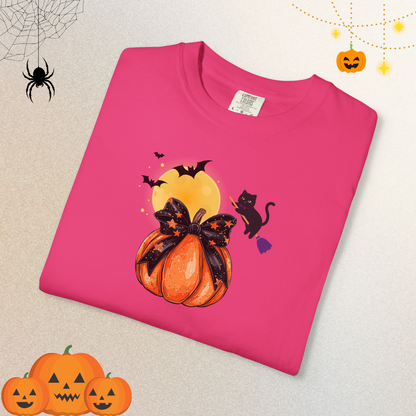 Black Cat & Pumpkin Halloween Shirt – Cute Halloween Cat T-Shirt for Women
