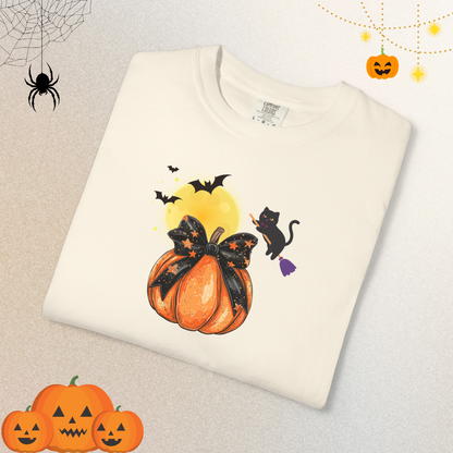 Black Cat & Pumpkin Halloween Shirt – Cute Halloween Cat T-Shirt for Women